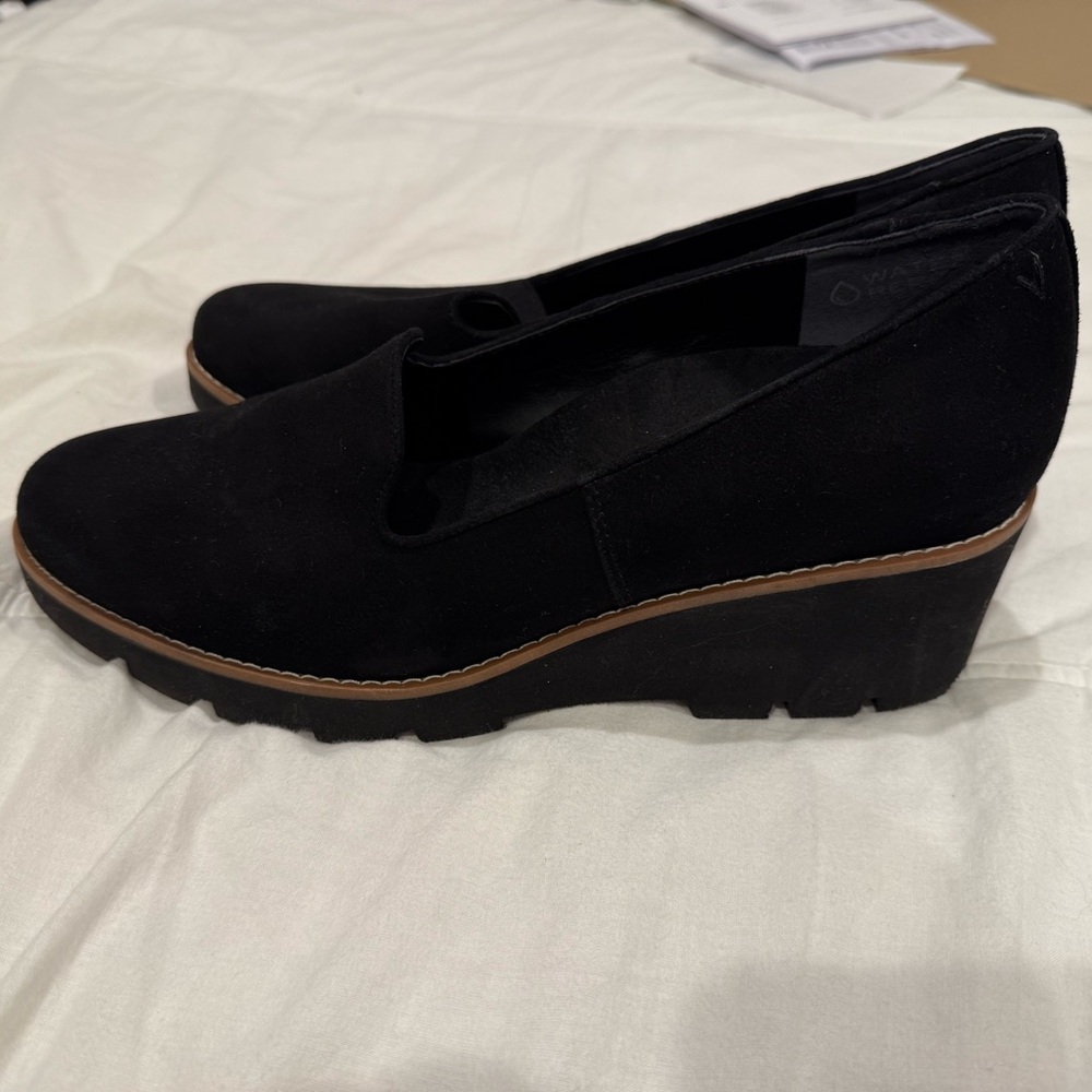 Vionic Black Suede Wedge Loafers with Tan Trim